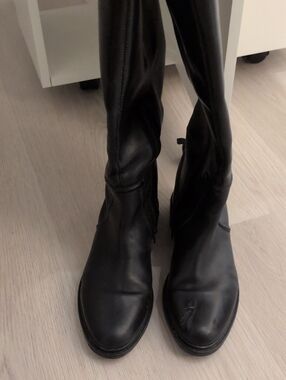 Geox Size 39.5 Women's Black Knee High Zip Boots